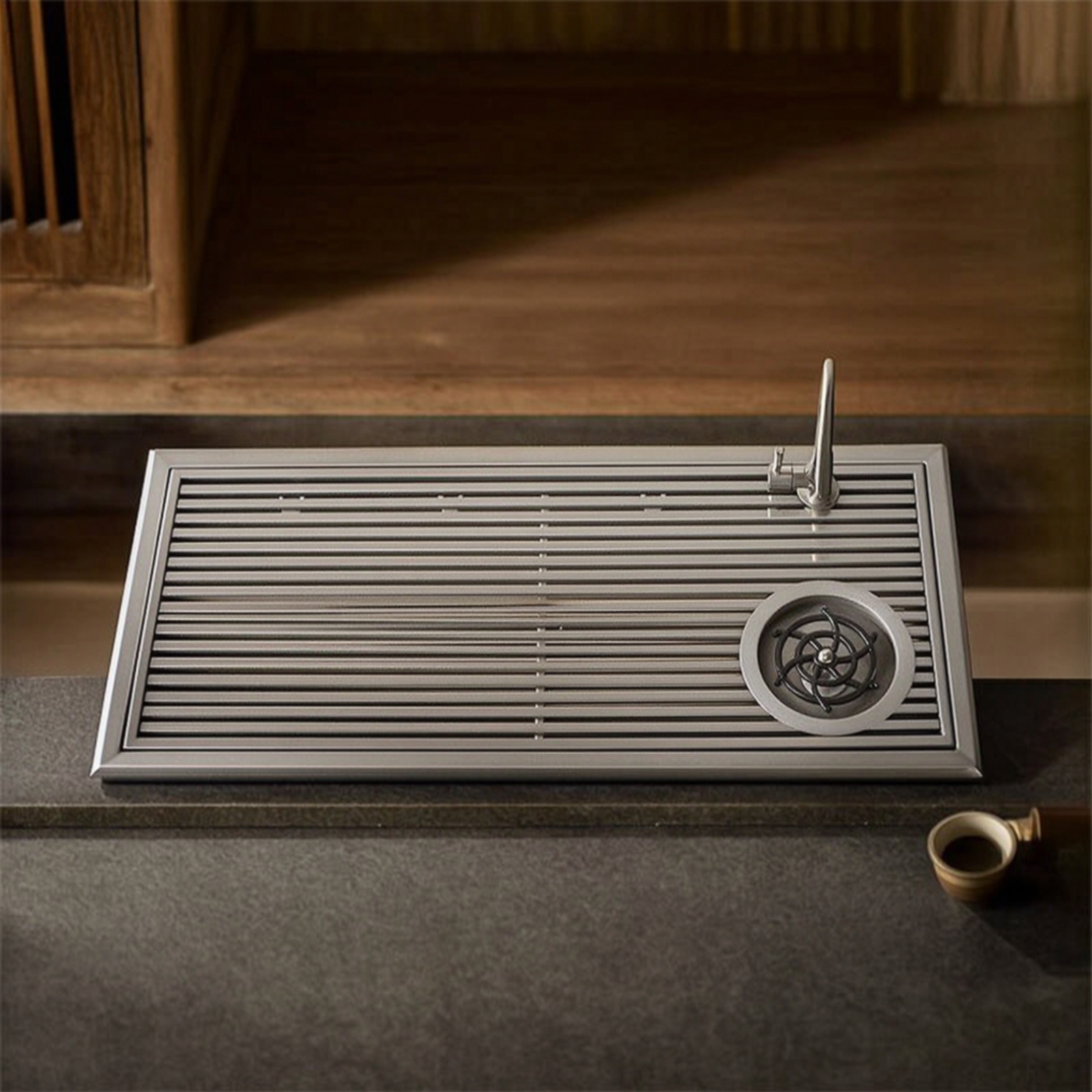 현대적인 디자인의 배수구가 있는 브러쉬드 마감 티 트레 - Home Bar And Counter 리뷰 및 가격
